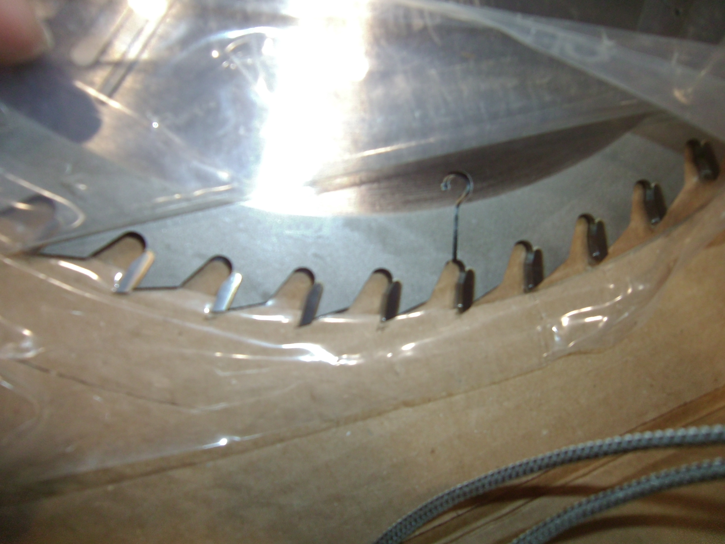 Sierra industrial para madera 300mm x 30 x Z96 Melamina - Imagen 5