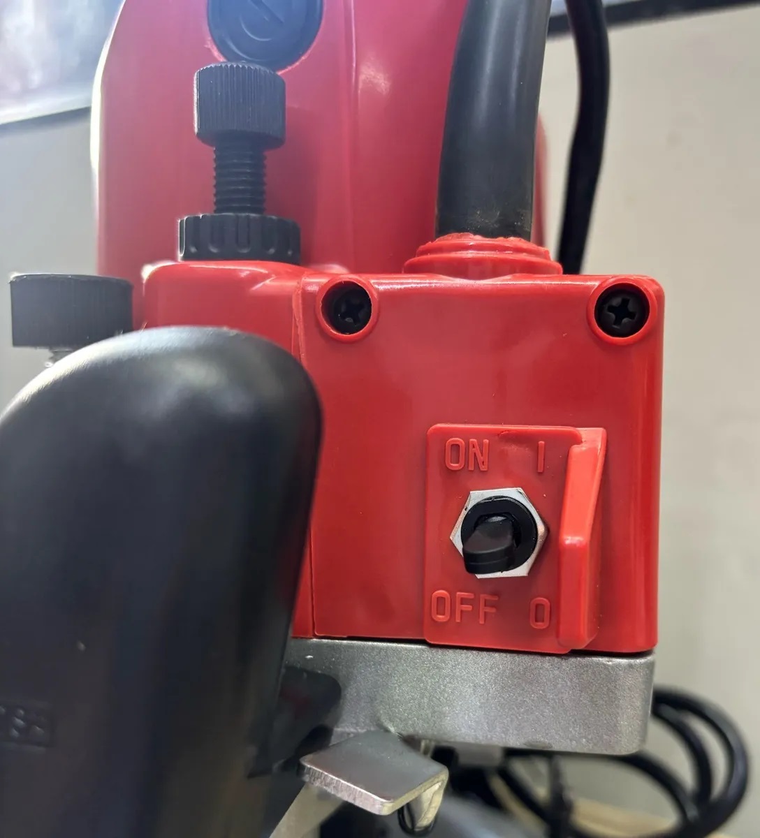 Electro Fresadora Ferco Mac 2100W uso Industrial - Imagen 5